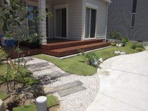 知多市外構工事 リビングからガーデンへ繋がる空間づくり